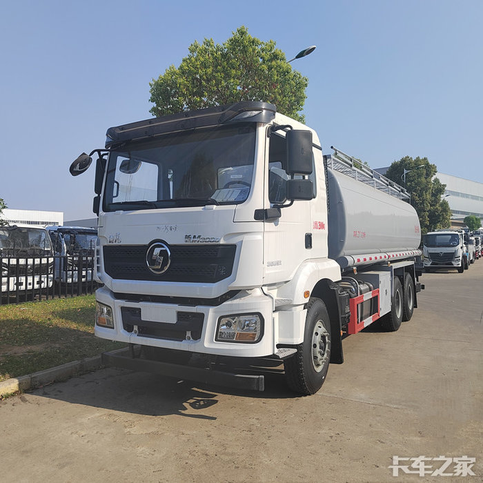 陕汽德龙后双桥供液车后八轮普通液体运输车25立方供液车