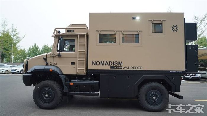 【王占鳌侃车】民版mv3 解放m41底盘 诺马迪森越野房车 _ 卡车之家